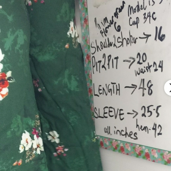 Full length modest Green Floral Maxi dress size 6 with measuremnts - Picture 3 of 4